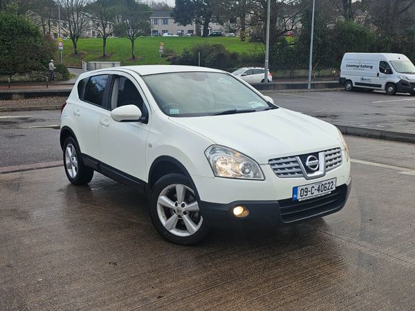 Nissan Qashqai Hatchback, Diesel, 2009, White