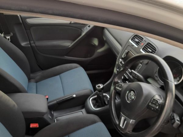 Volkswagen Golf Hatchback, Diesel, 2012, White