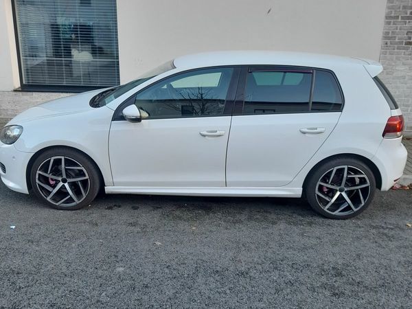 Volkswagen Golf Hatchback, Diesel, 2012, White