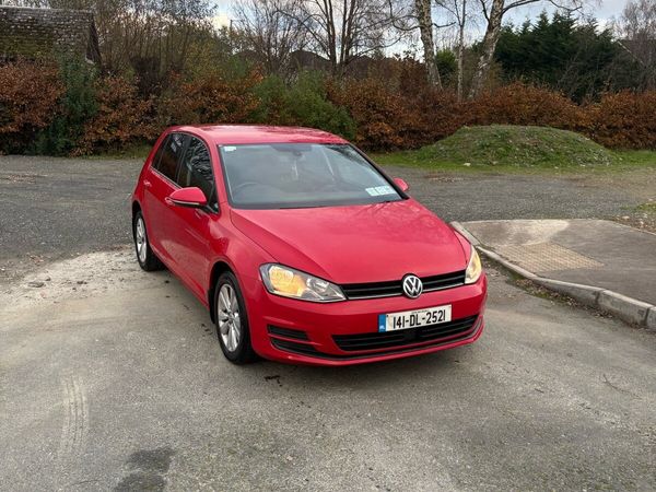 Volkswagen Golf Hatchback, Diesel, 2014, Red