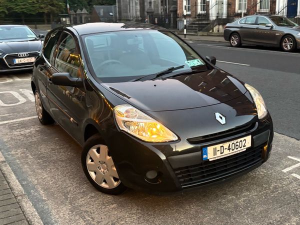 Renault Clio Hatchback, Ethanol Petrol, 2011, Black