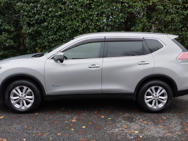 Nissan X-Trail SUV, Petrol, 2016, Silver