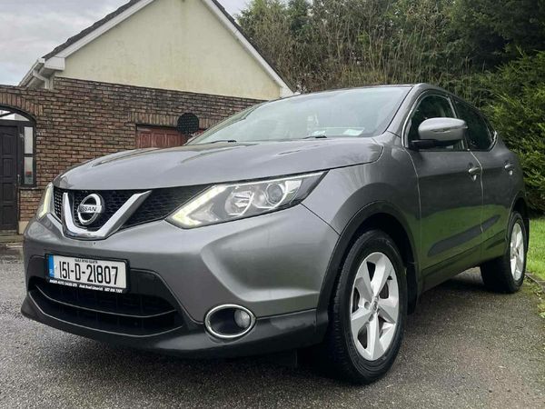 Nissan Qashqai Hatchback, Diesel, 2015, Grey