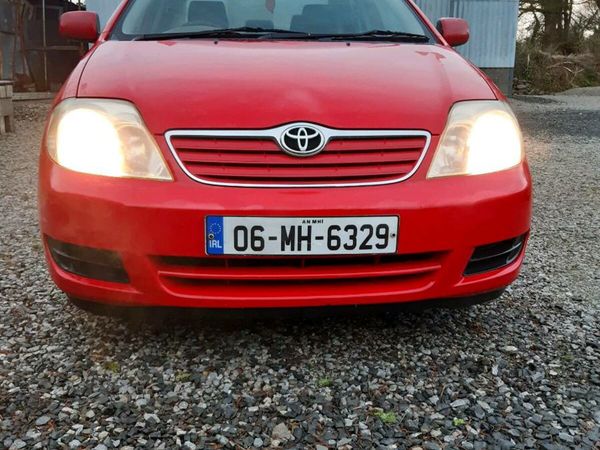 Toyota Corolla Saloon, Diesel, 2006, Red