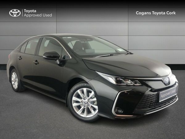 Toyota Corolla Saloon, Petrol Hybrid, 2025, Black