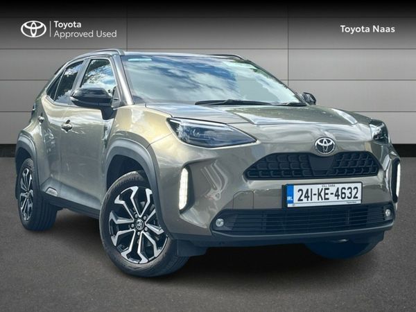 Toyota Yaris Cross Hatchback, Petrol Hybrid, 2024, Green