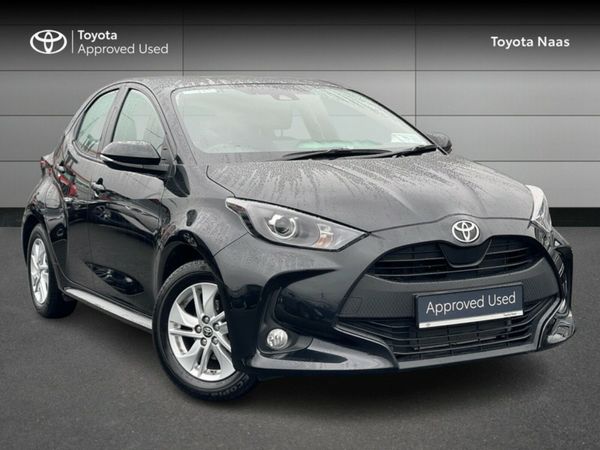 Toyota Yaris Hatchback, Petrol, 2024, Black