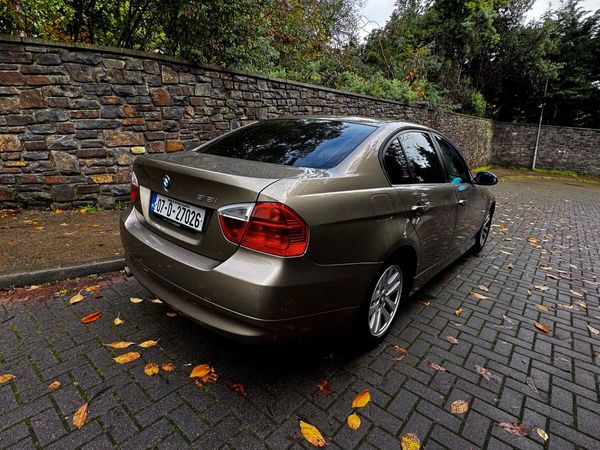 BMW 3-Series Saloon, Petrol, 2007, Gold