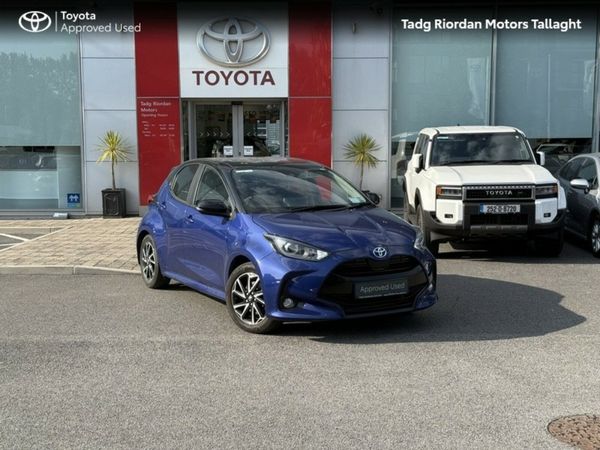 Toyota Yaris Hatchback, Petrol Hybrid, 2023, Blue