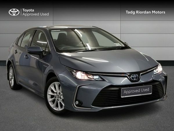 Toyota Corolla Saloon, Petrol Hybrid, 2021, Grey