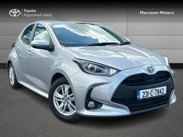 Toyota Yaris Hatchback, Petrol Hybrid, 2023, Grey
