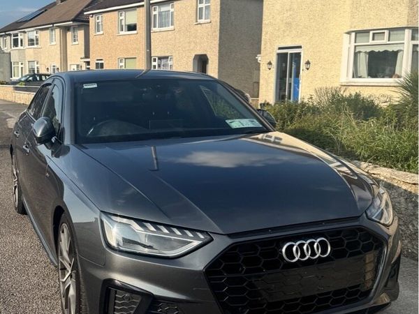 Audi A4 Saloon, Diesel, 2022, Grey