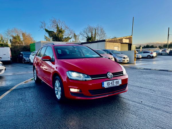 Volkswagen Golf Estate, Petrol, 2016, Red