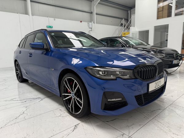 BMW 3-Series Estate, Petrol Hybrid, 2021, Blue