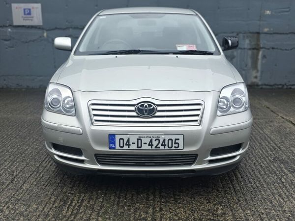 Toyota Avensis Hatchback, Petrol, 2004, Silver