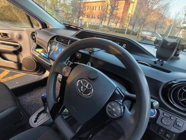 Toyota Aqua Hatchback, Petrol Hybrid, 2016, Blue