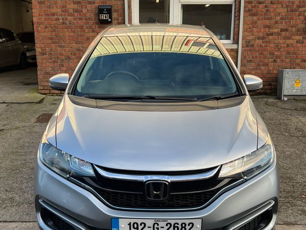 Honda Fit Hatchback, Petrol Hybrid, 2019, Silver