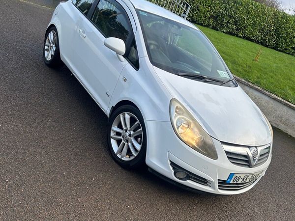 Vauxhall Corsa Hatchback, Petrol, 2008, White