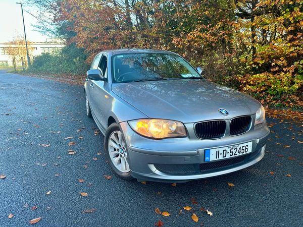 BMW 1-Series Hatchback, Diesel, 2011, Grey