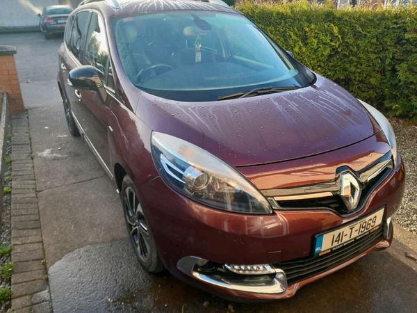 Renault Grand Scenic MPV, Diesel, 2014, Red