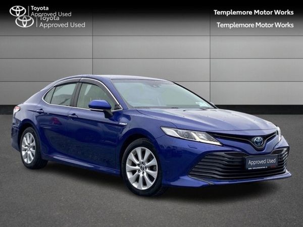 Toyota Camry Saloon, Petrol Hybrid, 2020, Blue