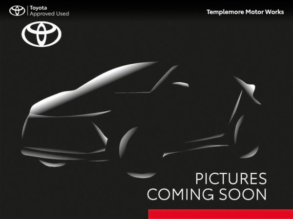 Toyota Yaris Hatchback, Petrol Hybrid, 2023, Red