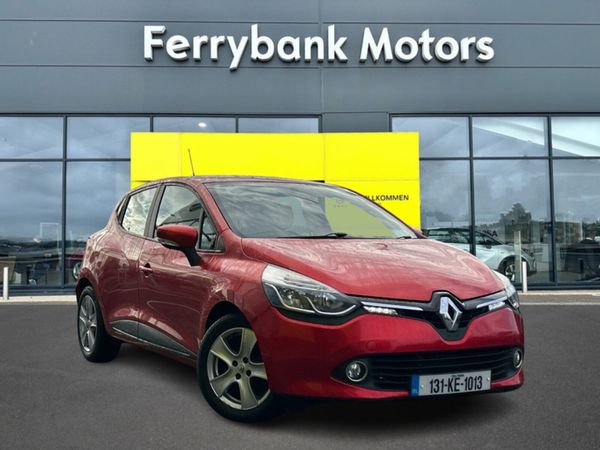 Renault Clio Hatchback, Petrol, 2013, Red