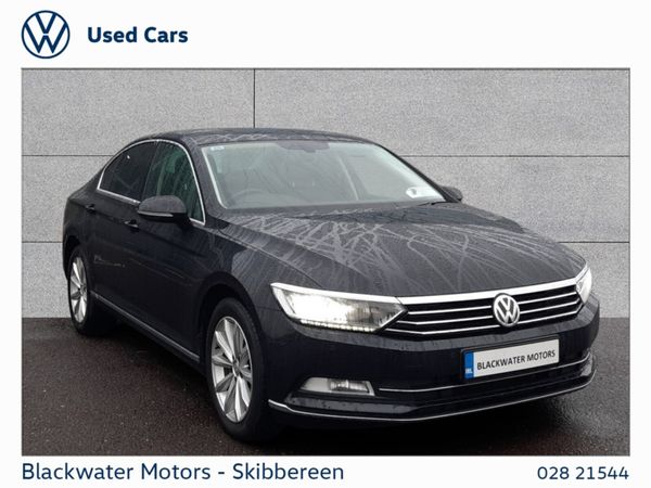 Volkswagen Passat Saloon, Diesel, 2017, Black