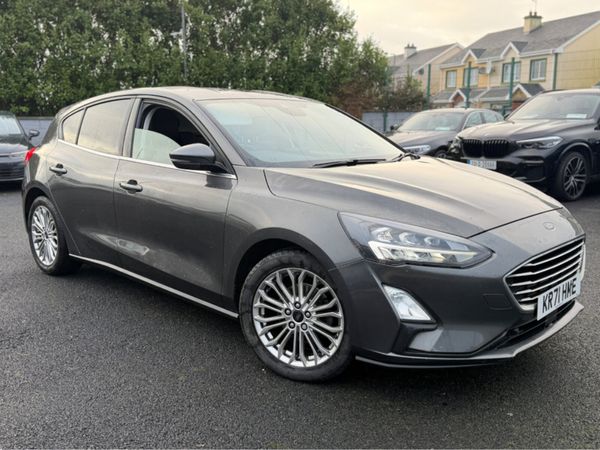 Ford Focus Hatchback, Diesel, 2021, Grey