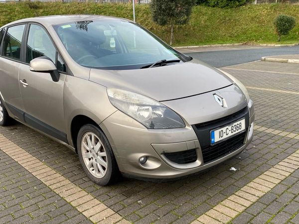 Renault Scenic MPV, Diesel, 2010, Gold