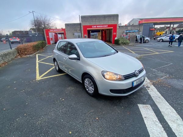 Volkswagen Golf Hatchback, Petrol, 2011, Silver