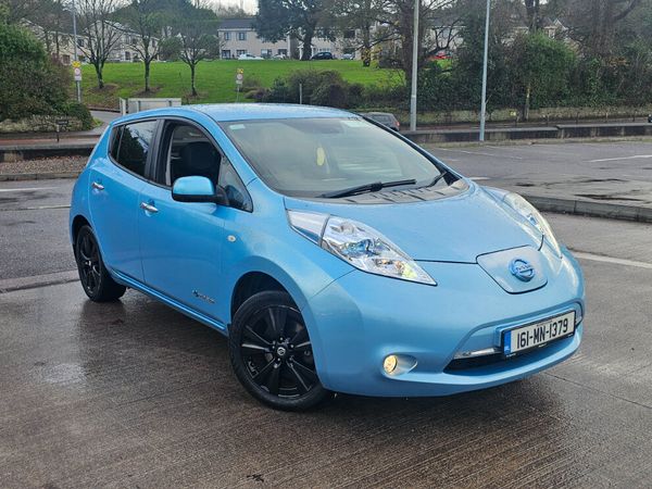 Nissan Leaf Hatchback, Electric, 2016, Blue
