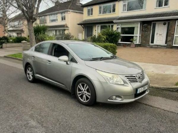 Toyota Avensis Saloon, Diesel, 2010, Grey