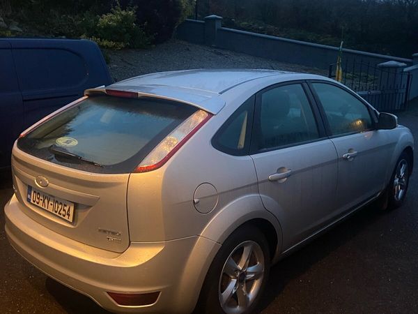Ford Focus Hatchback, Diesel, 2009, Silver