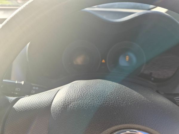 Toyota Auris Hatchback, Petrol, 2008, Grey