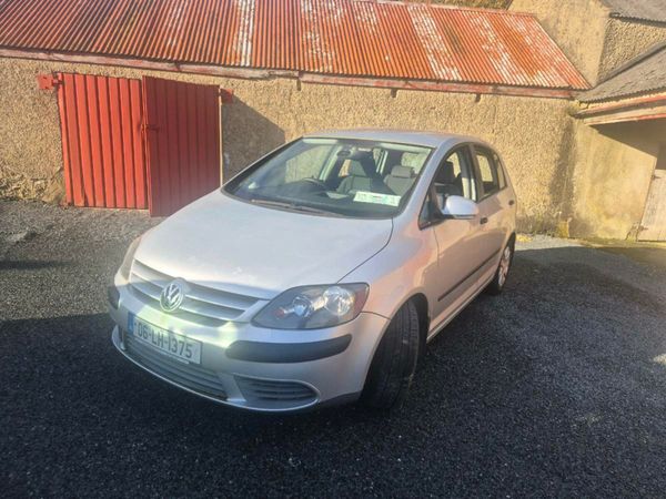 Volkswagen Golf Hatchback, Petrol, 2006, Silver