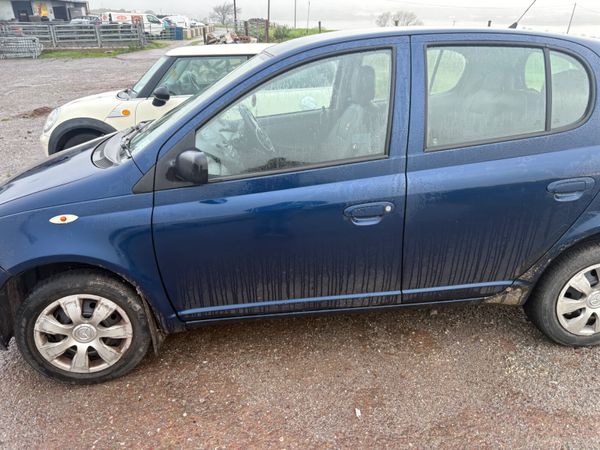 Toyota Yaris Hatchback, Petrol, 2005, Blue
