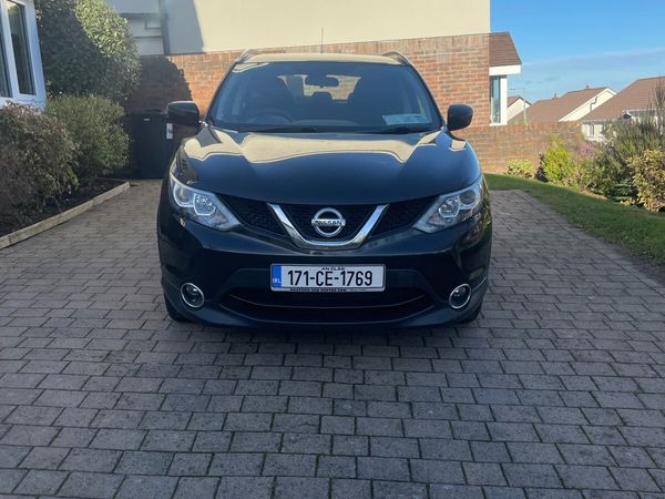 Nissan Qashqai SUV, Petrol, 2017, Black