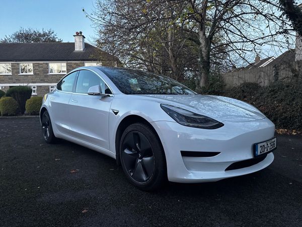 Tesla Model 3 Saloon, Electric, 2020, White