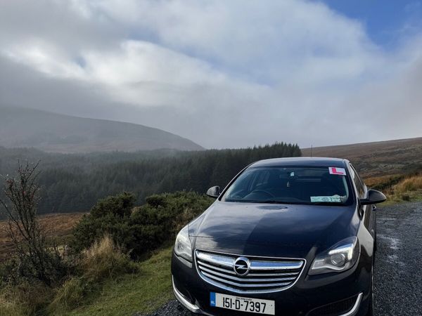 Opel Insignia Hatchback, Diesel, 2015, Black
