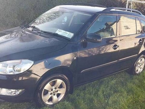Skoda Fabia Estate, Petrol, 2014, Black