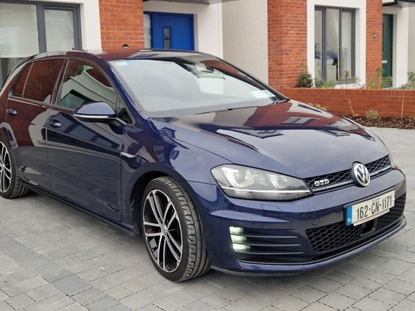Volkswagen Golf Hatchback, Diesel, 2016, Blue