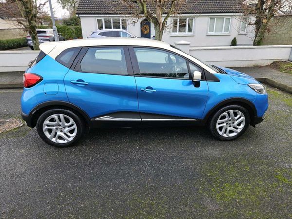 Renault Captur Hatchback, Petrol, 2014, Blue