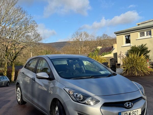 Hyundai i30 Hatchback, Diesel, 2012, Silver