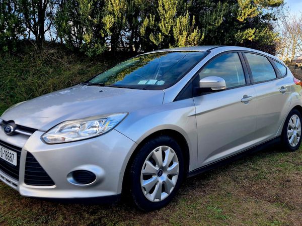 Ford Focus Hatchback, Diesel, 2011, Silver