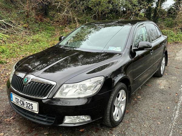 Skoda Octavia Saloon, Diesel, 2013, Black
