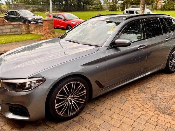 BMW 5-Series Estate, Diesel, 2019, Blue