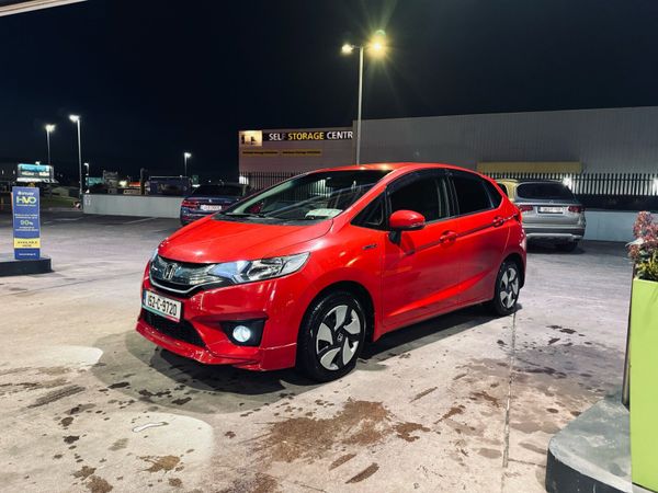 Honda Fit Hatchback, Petrol Hybrid, 2015, Red
