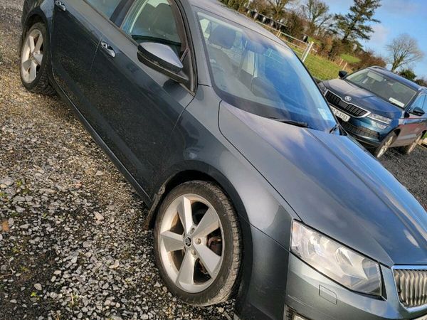 Skoda Octavia Hatchback, Diesel, 2016, Grey