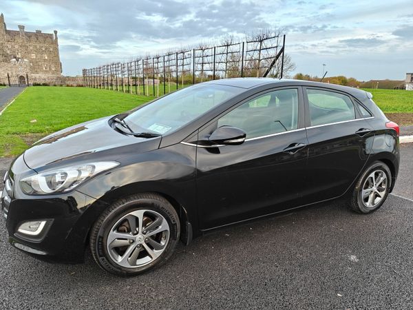Hyundai i30 Hatchback, Diesel, 2017, Black